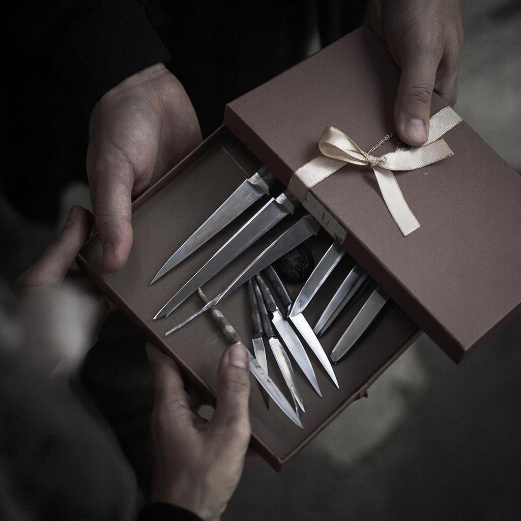 Красивая упаковка может скрывать энергетическую бомбу замедленного действия.