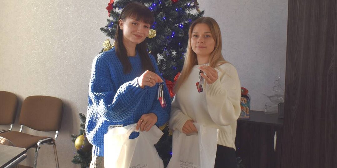 В Клетнянском районе детям-сиротам передали ключи от квартир