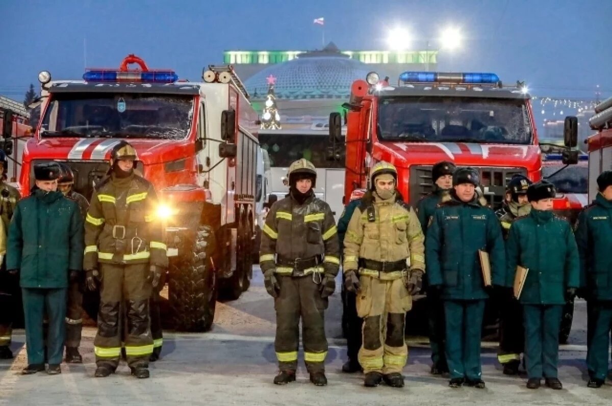    Мэр Кудрявцев вручил награды лучшим спасателям Новосибирска