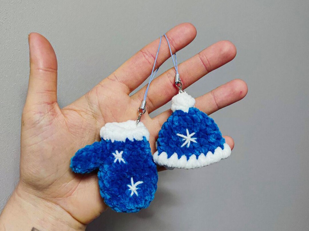 Варежка и шапочка