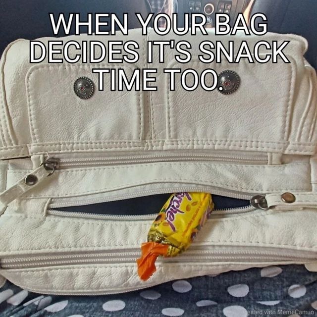 Здесь и далее ИИ-генерации и фото - автора