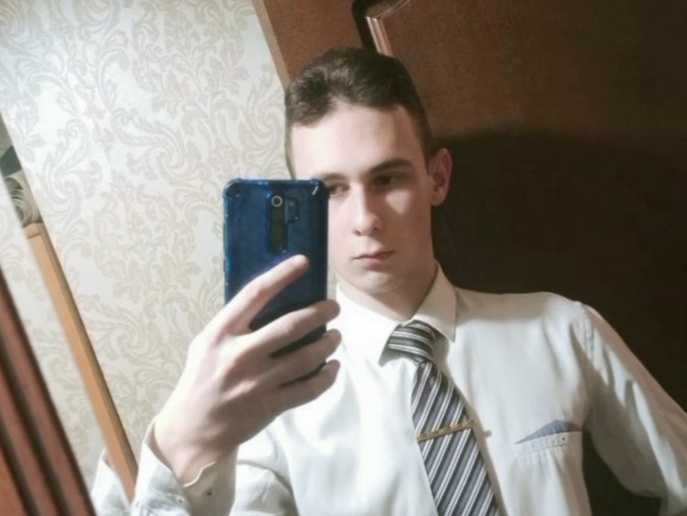 "Мам, мы поживем у нас?" 20-летний сын привел девушку без спроса и я почувствовала себя лишней в собственной квартире