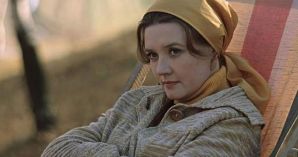 «Москва слезам не верит»: три женских стратегии