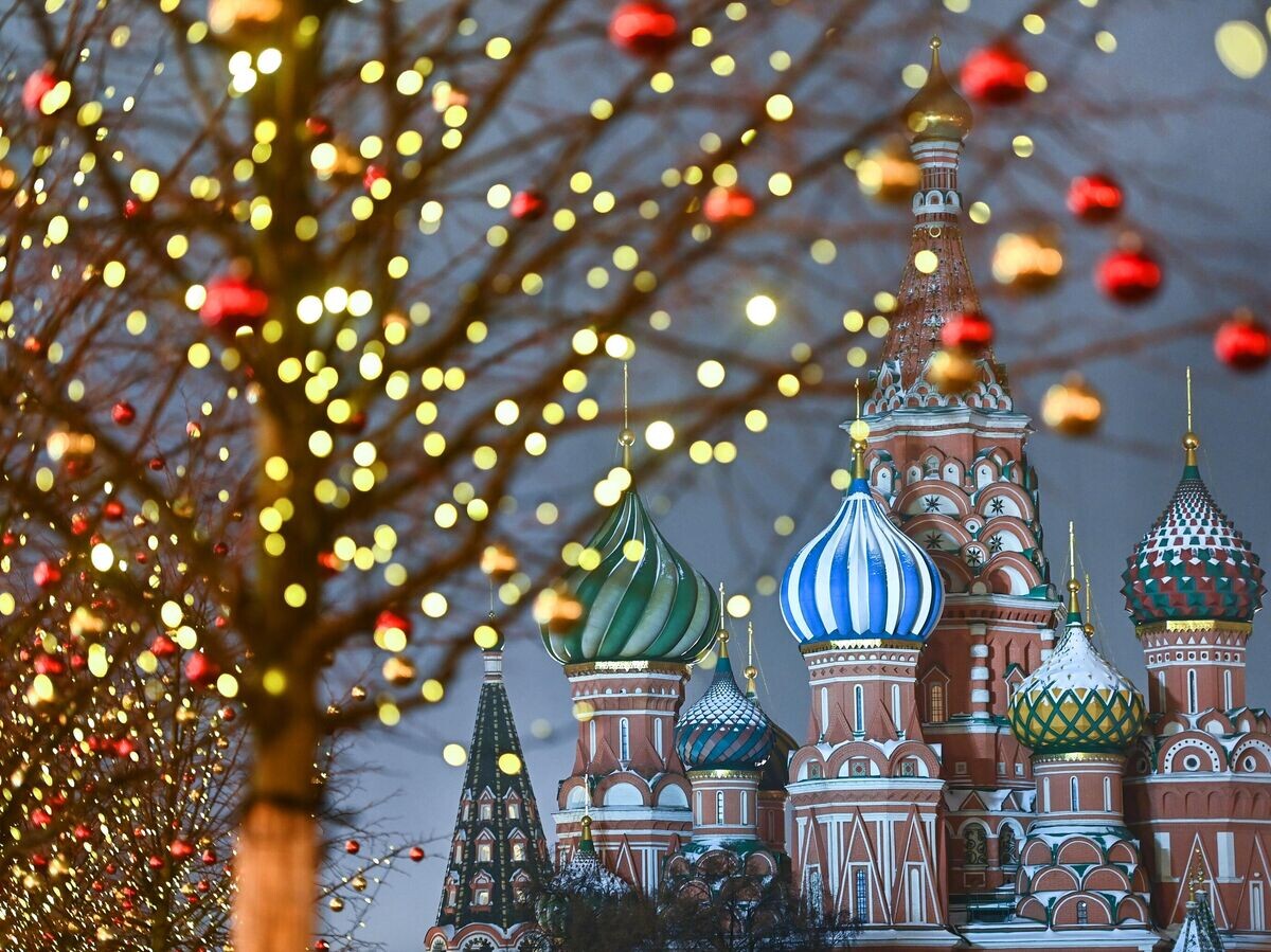    Вид на Покровский собор (храм Василия Блаженного) в Москве | © РИА Новости / Евгений Одиноков