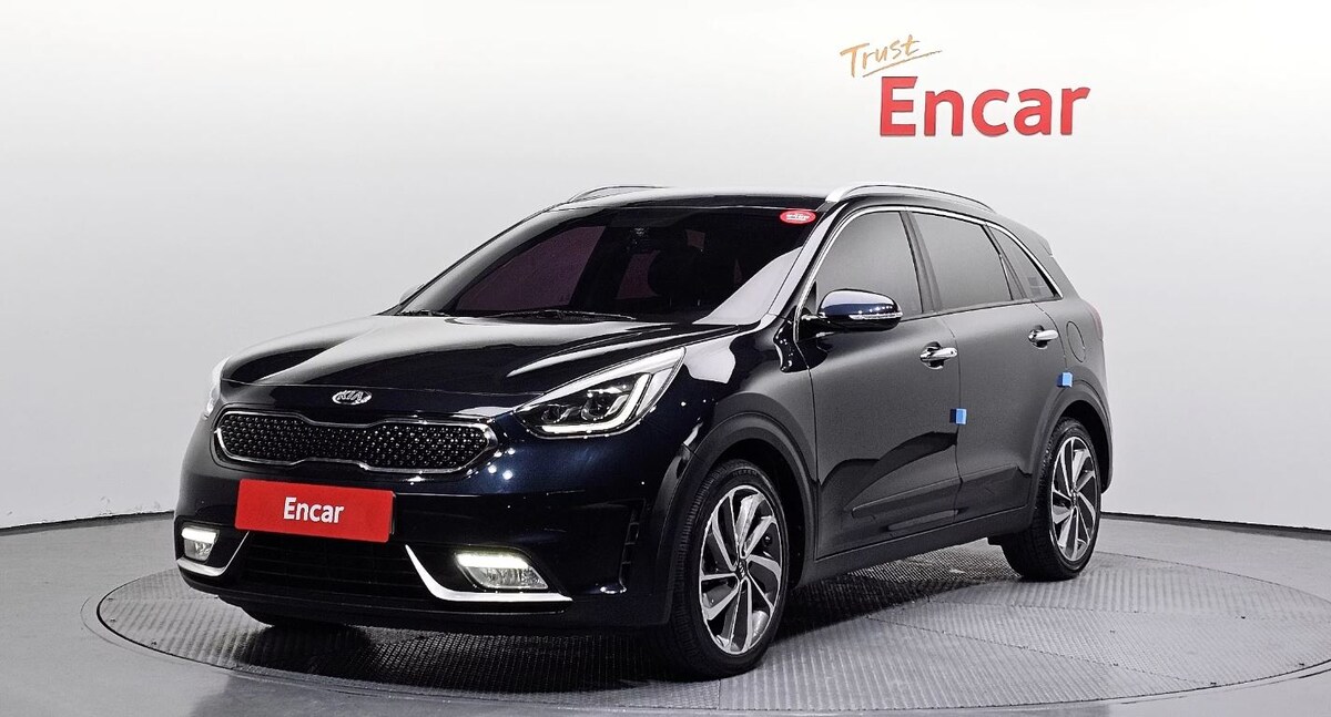 4 изображения