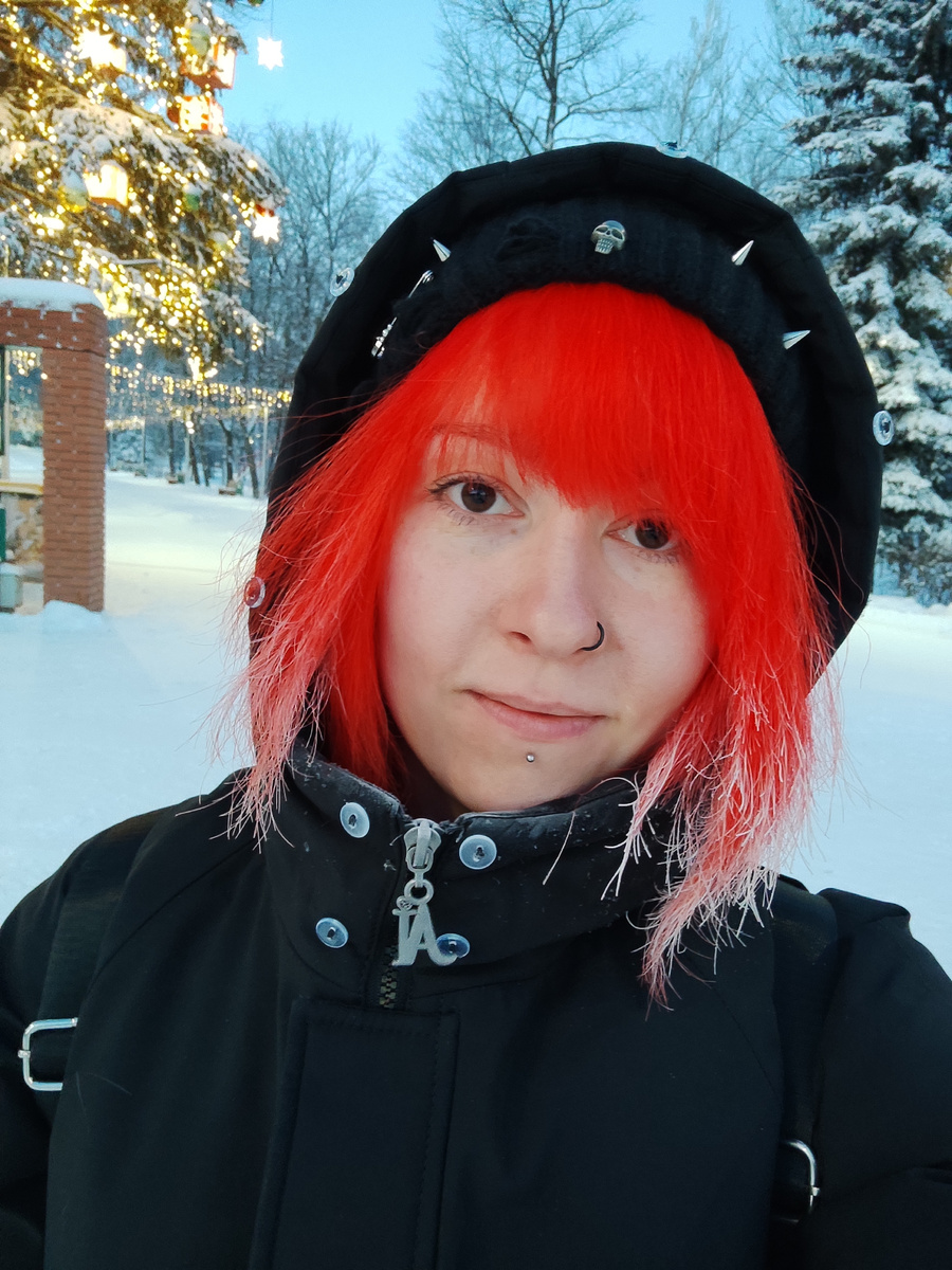 -24 градуса, автор бежит на работу😁 