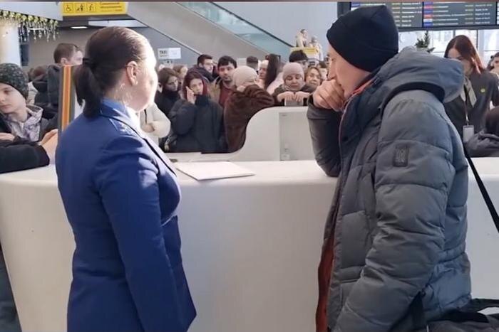 Почти четыре тысячи человек ожидают вылетов из аэропортов на Дальнем Востоке. Обложка © Telegram / Дальневосточная транспортная прокуратура