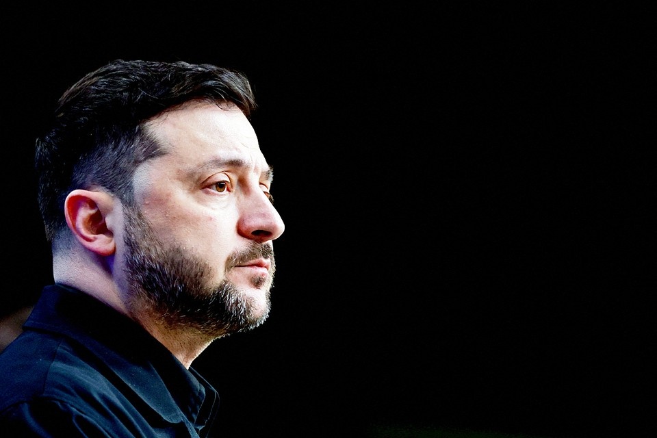    Вообще Зеленский настроен чрезвычайно оптимистично, во всяком случае, оптимизм из него брызжет уже практически демонстративно REUTERS