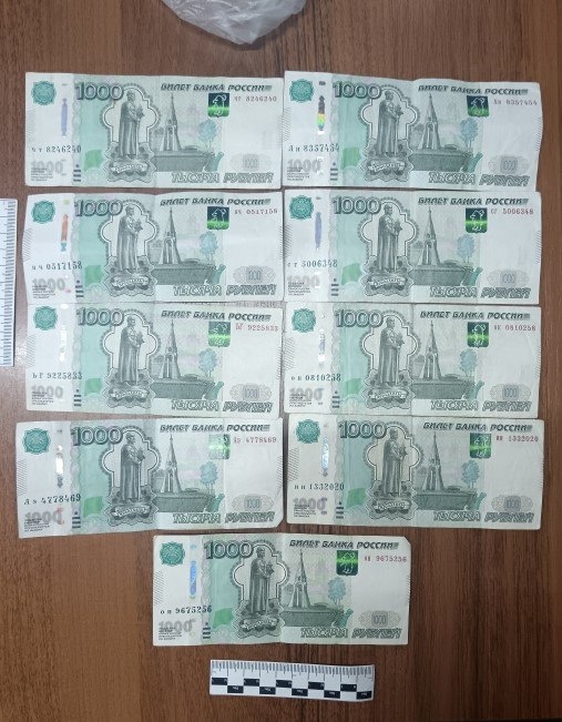    В Асекеево водитель пытался подкупить инспектора ДПС за 9 тысяч рублей Оренбуржье