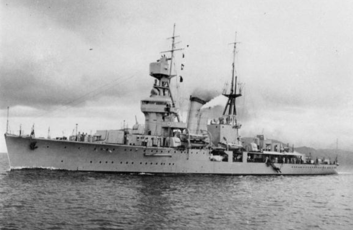 Китайский крейсер "Нин-Хай" японской постройки