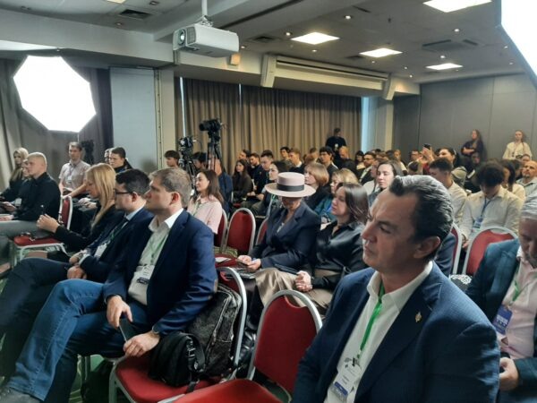 Петербургский Форум предпринимателей, декабрь 2025 года. Интерес к открытиям нового бизнеса все равно высок.