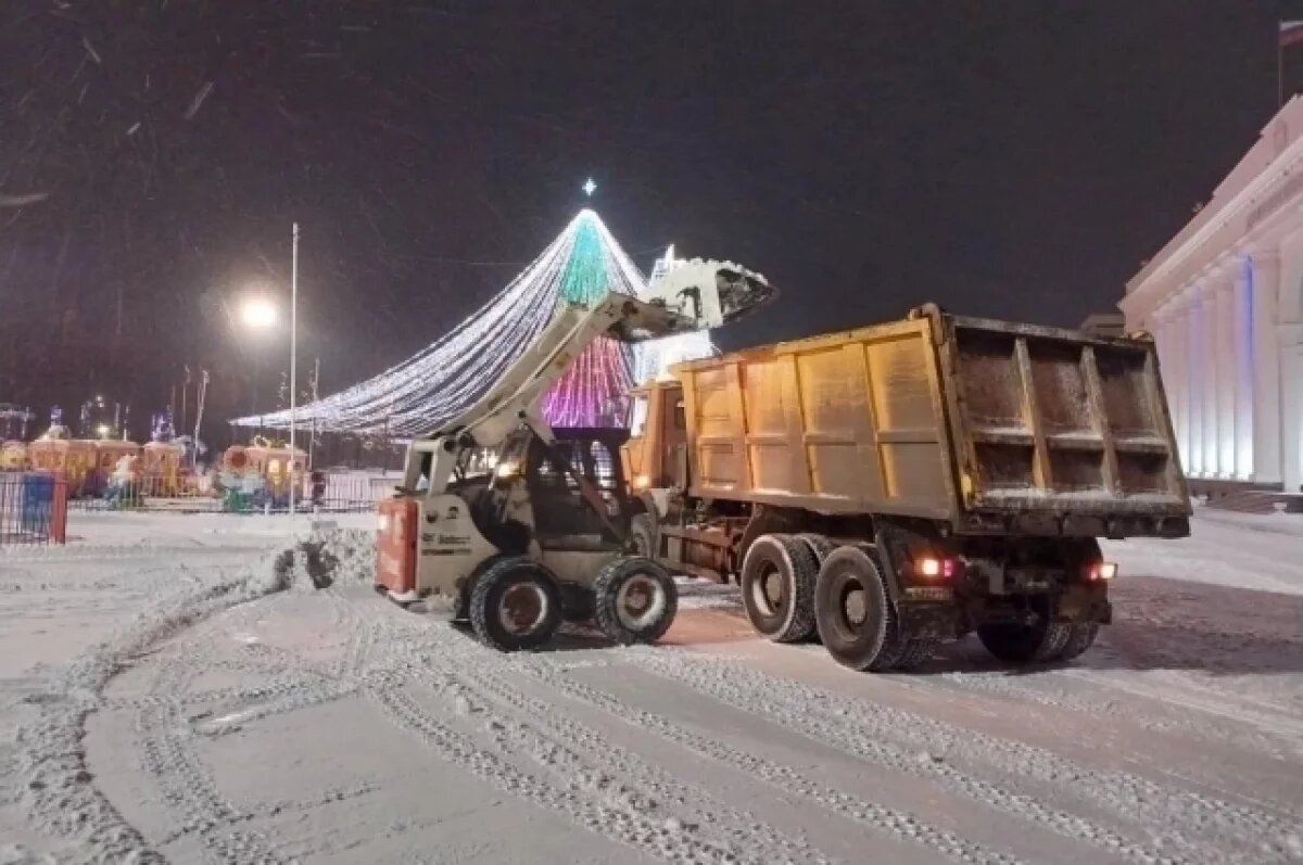   С улиц Ульяновска за ночь вывезли 52 самосвала снега