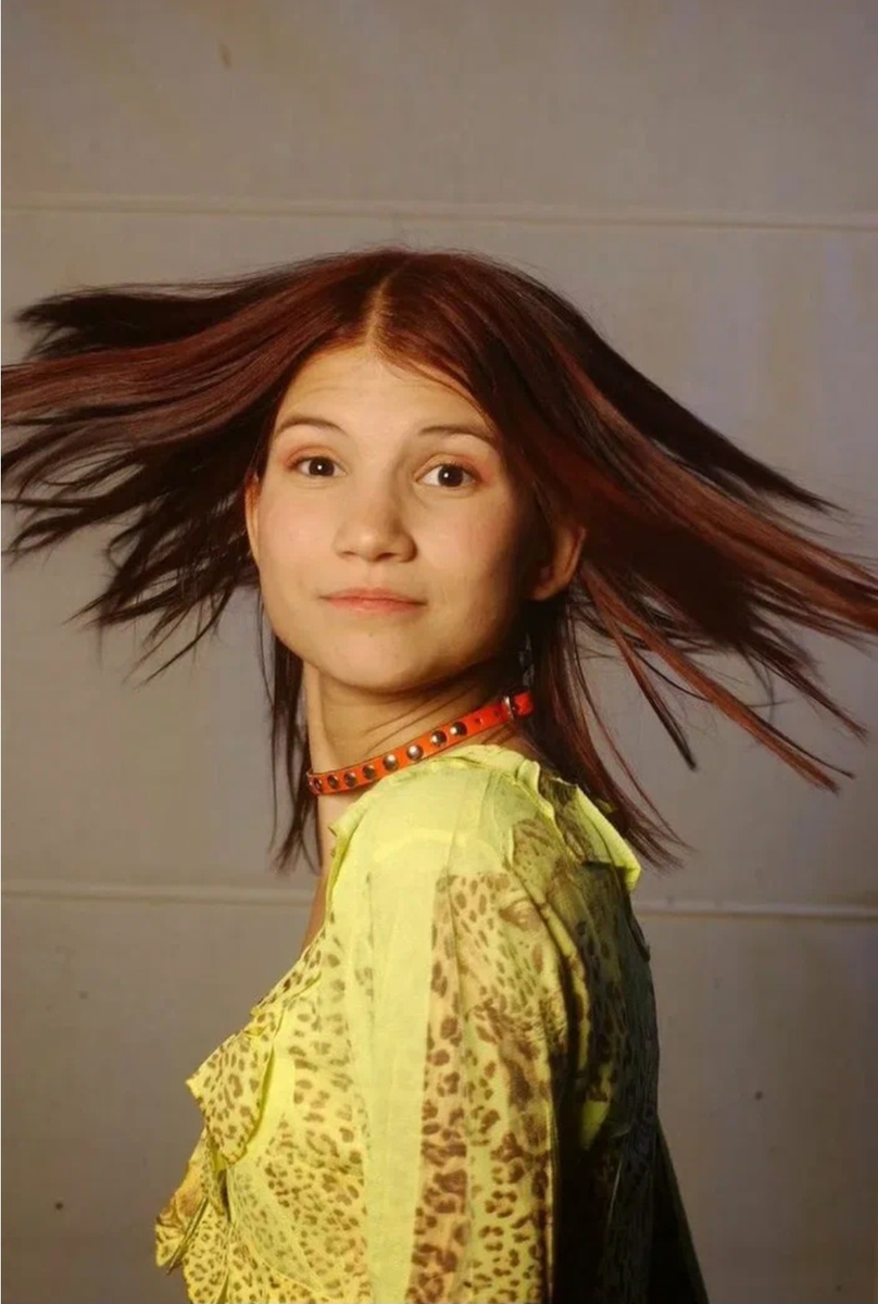 Активная, позитивная, бодрая, хорошо танцующая