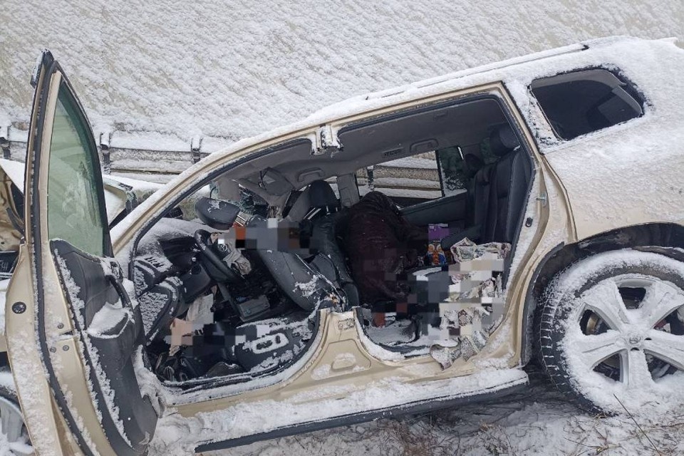    От полученных травм до прибытия скорой помощи скончались четверо пассажирок кроссовера. Фото: прокуратура Иркутской области