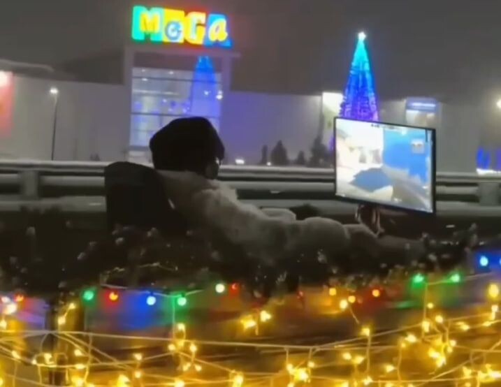     / Источник: Кадр из видео