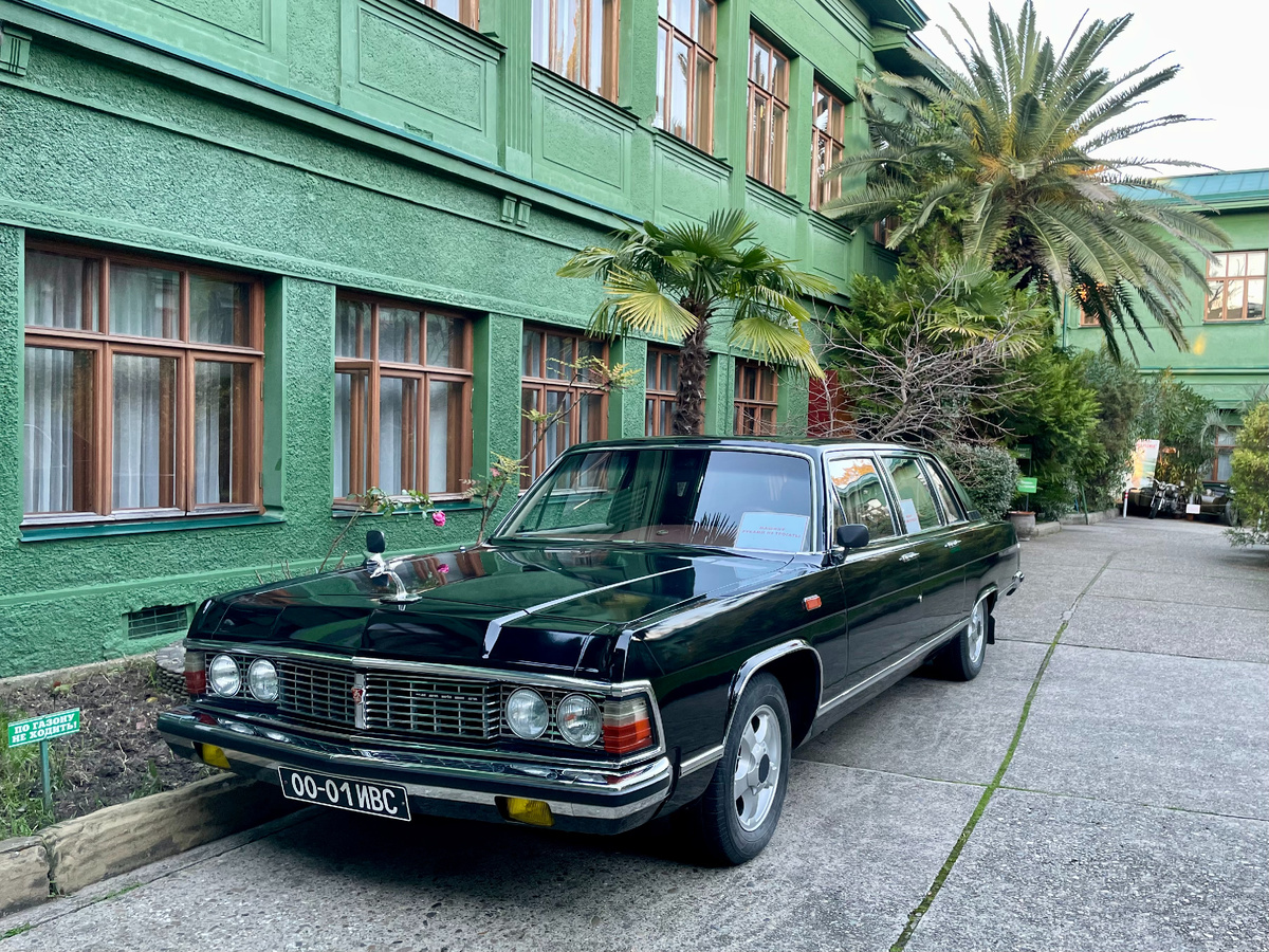 ГАЗ-14 Чайка