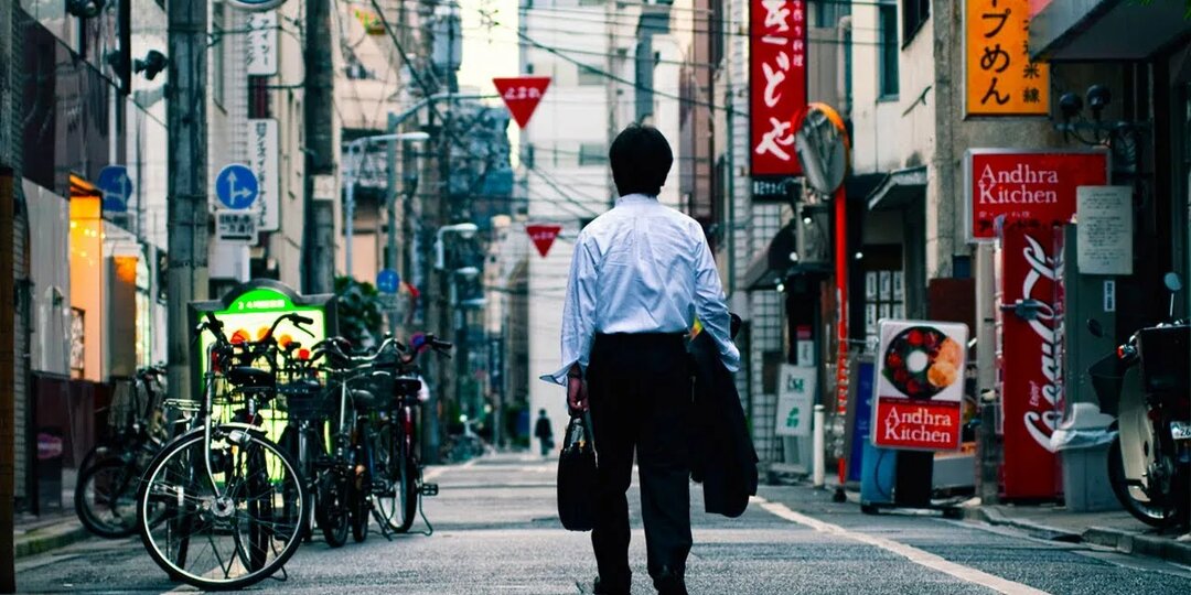 И если они при этом не нарушают закон, власти их особенно не ищут