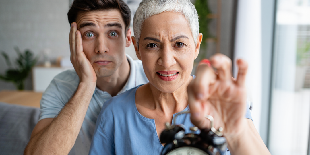 Зять установил в моей комнате прослушку, а я три месяца рассказывала вслух интересные вещи