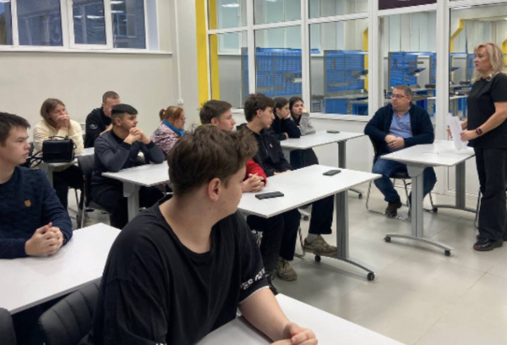 фото:  ТГ-канал "Комитет образования Ленобласти"