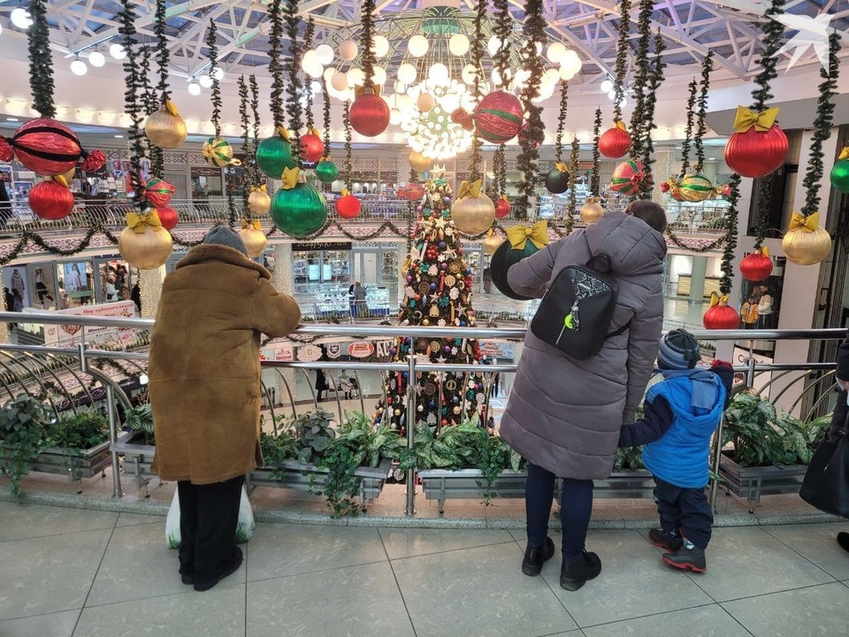    Новый год стремительно приближается, самое время готовить новогодний наряд. Фото: архив, носит иллюстративный характер.