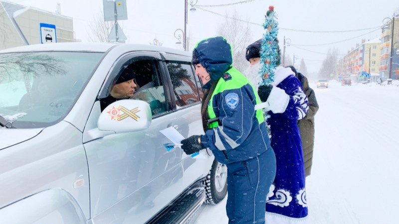    На улицы Белоярского вышел новогодний патруль