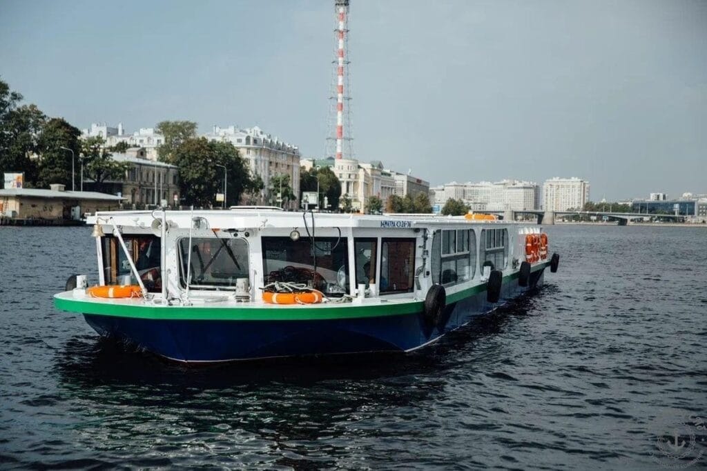 Теплоход Деметра