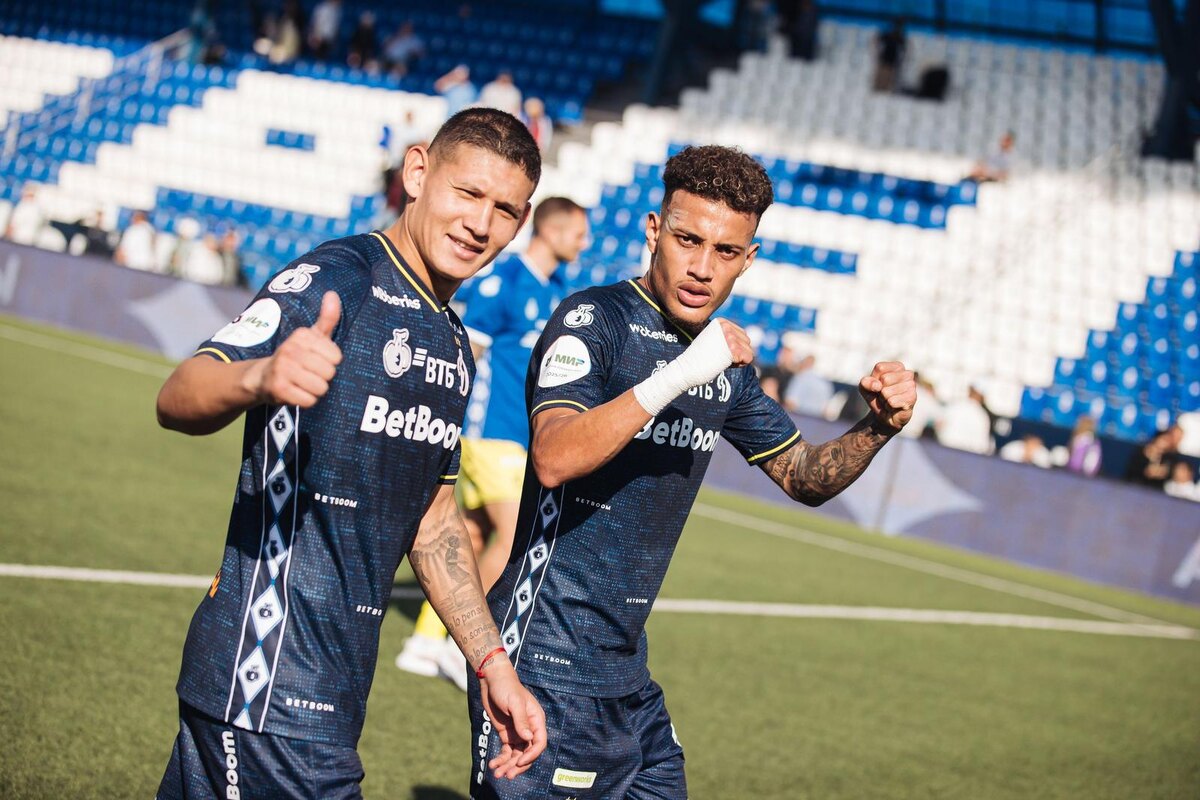 Хуан Касерес и Бителло