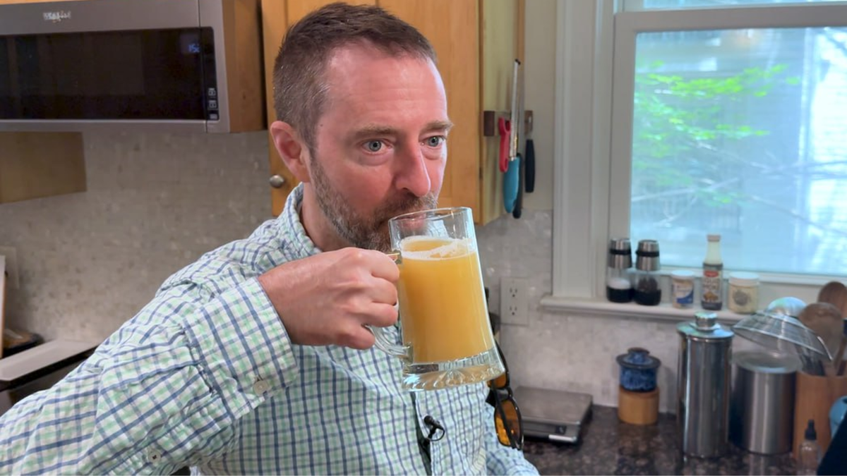    Вирусолог Крис Бак