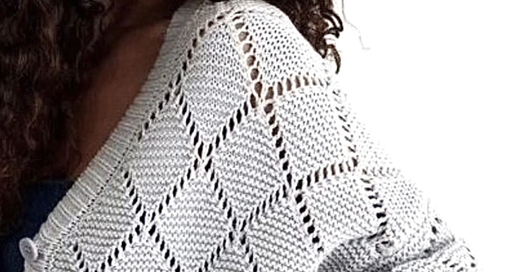 Повседневные вязаные изделия для женщин с описаниями и схемами.