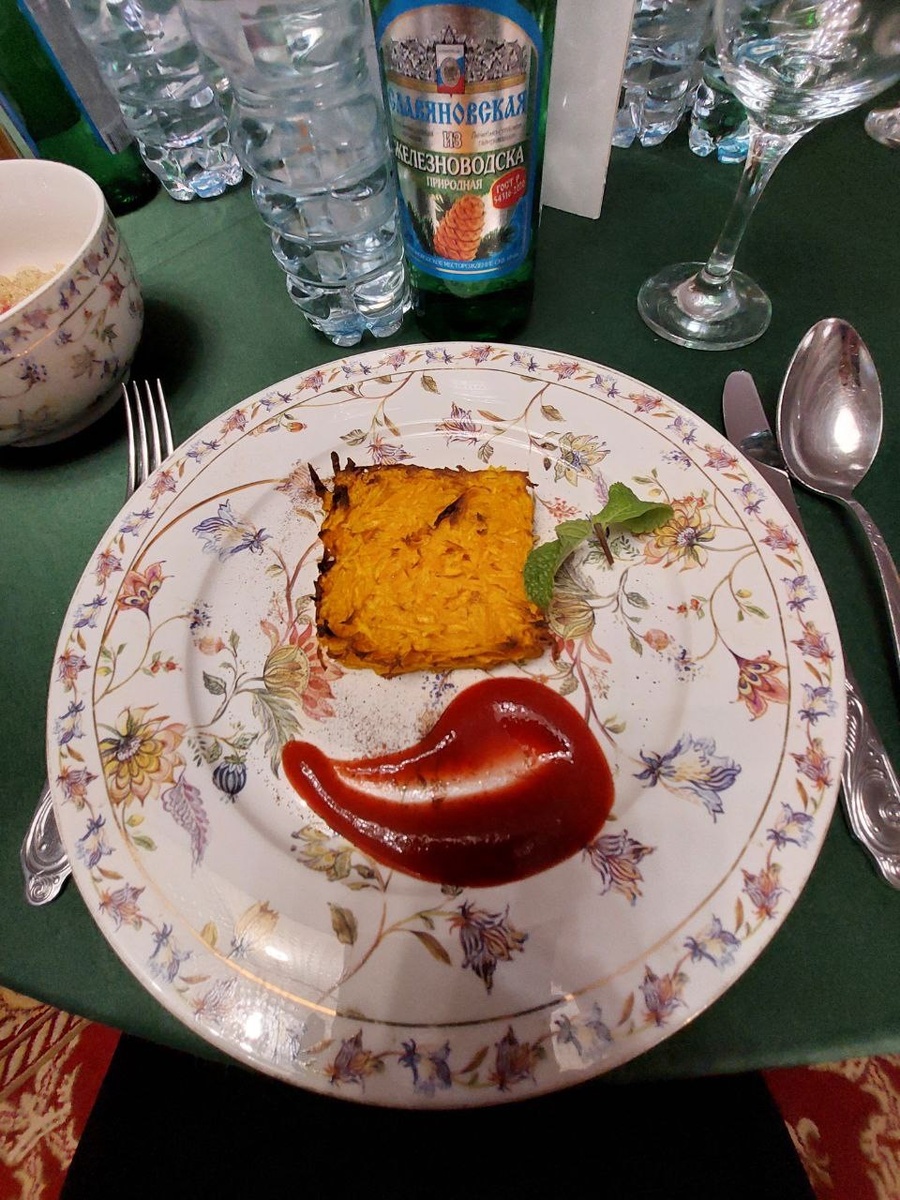 сервировка на оздоровительных программах Натурамед в Южном взморье