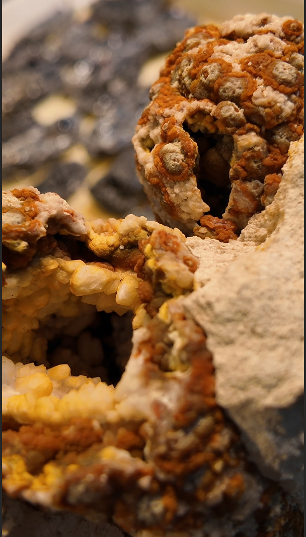 Кварц-кварциновые секреции Старица Тверская область