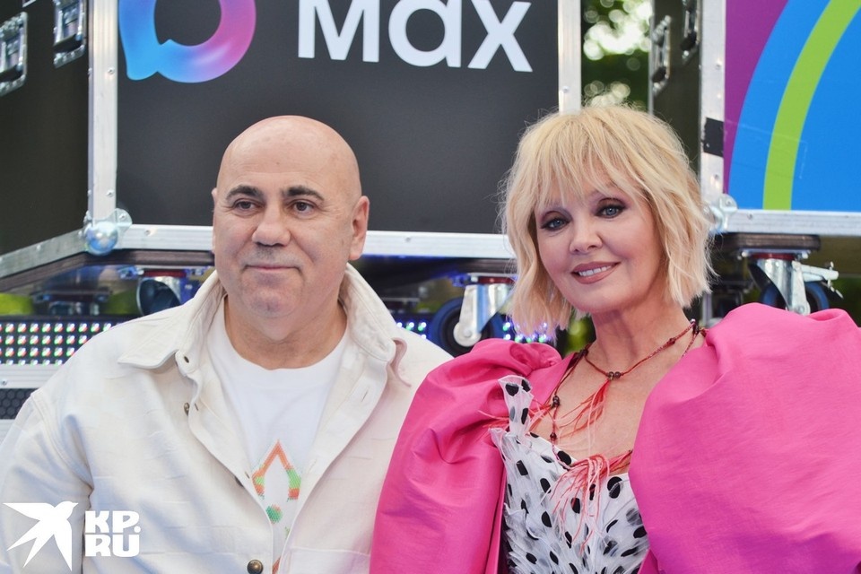    57-летняя певица призналась, что потеряла ребенка от мужа Иосифа Пригожина. Даниил ОПАРИН