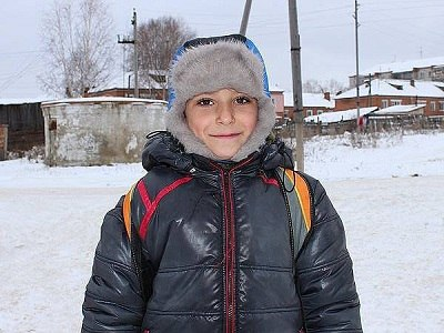 Второклассник спас двух малышей из-подо льда