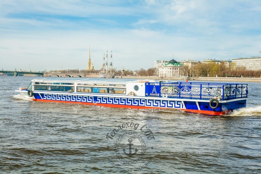 Общий вид теплохода Апполон