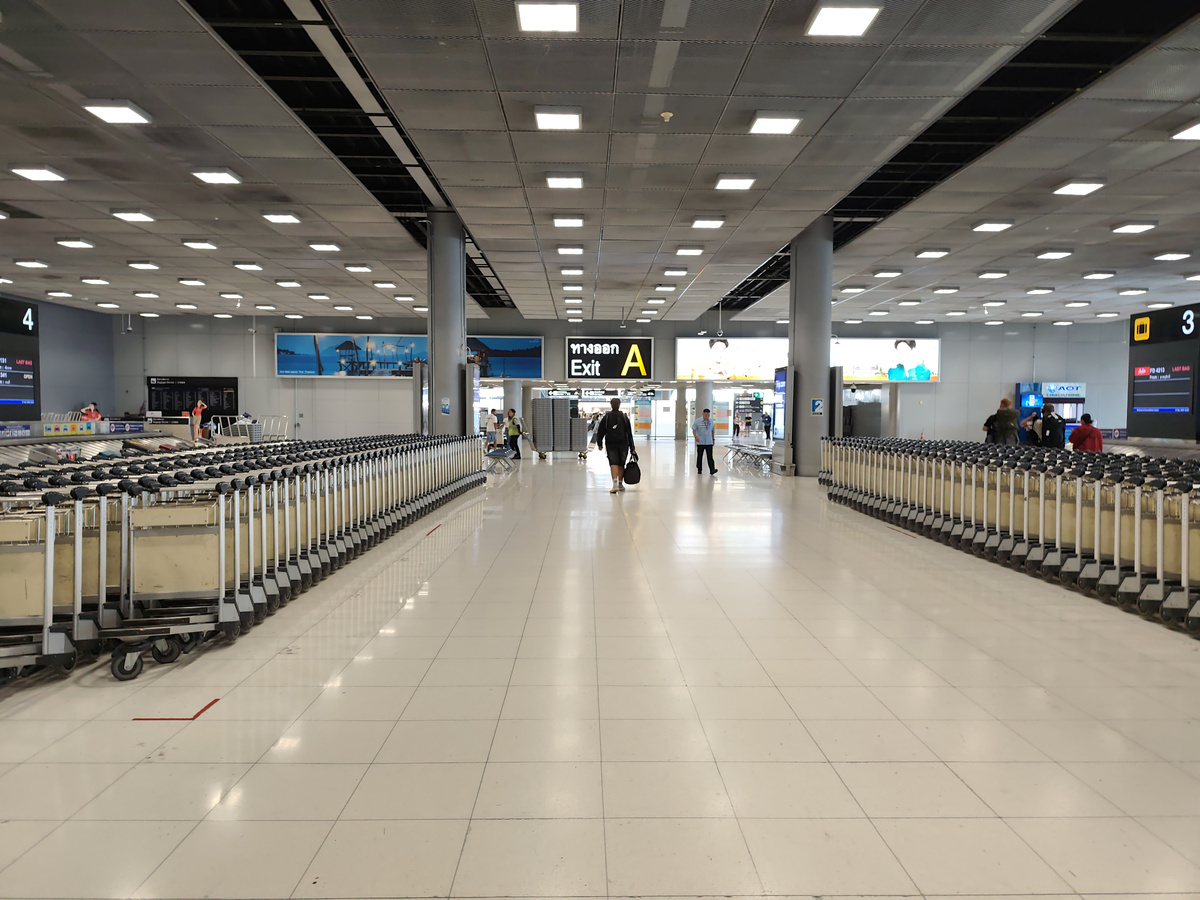 Аэрропорт Бангкока: идем на такси до Паттайи