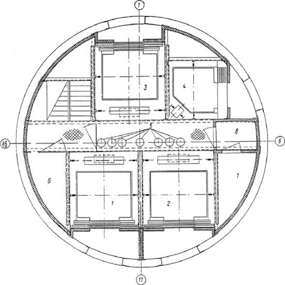 План ствола Останкинской телебашни: 1...4 — лифты:5 — радиотехнические фидеры; 6 — шахта кабельной связи; 7 — шахта кабелей;8 — шахта сантехническая