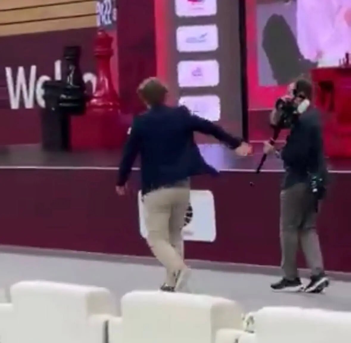    Фото: скриншот видео из соцсетей Международной шахматной федерации