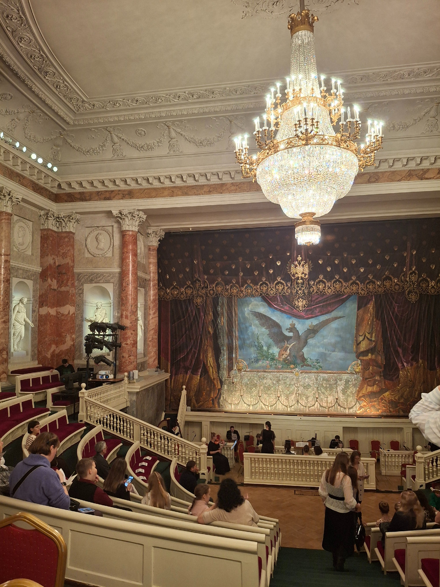 Фото автора. В зрительном зале.