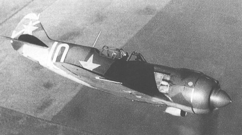 Ла-5 – легендарный истребитель, ковавший победу в небесах Великой Отечественной войны. Машина-легенда, олицетворение мужества советских пилотов и гения конструкторской мысли.