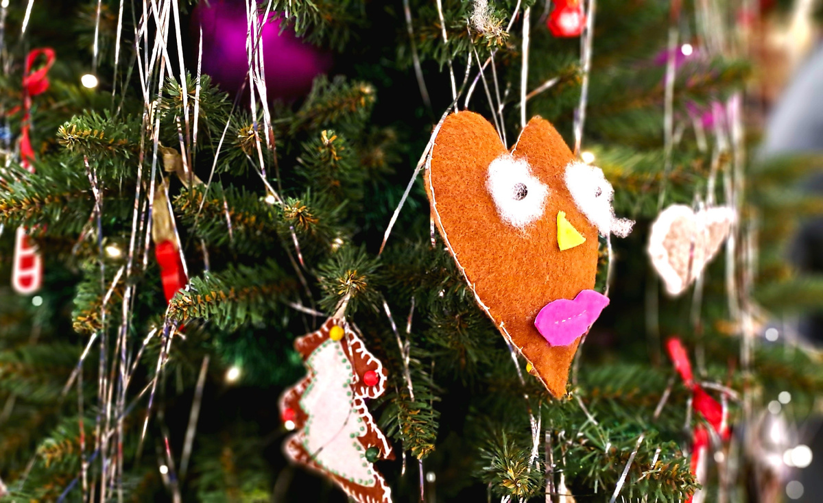 Елочные игрушки своими руками. Тренды декабря 2025 г.