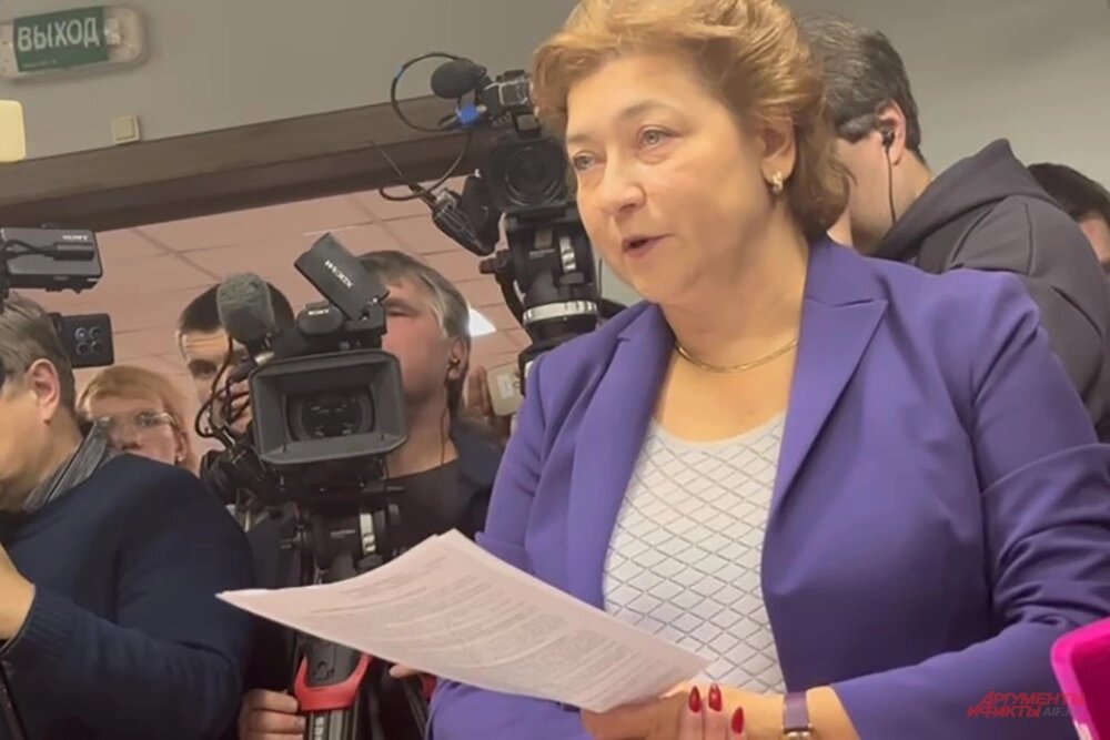    Светлана Свириденко представляла интересы Полины Лурье, которая купила у Долиной квартиру, но вынуждена отстаивать свои права в Верховном суде. Фото: АиФ/ Лизавета Андреева