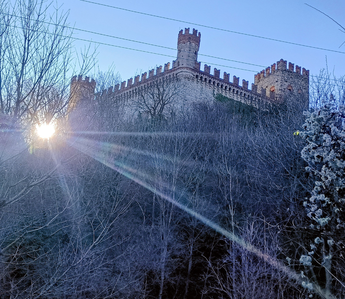 Замок Moltalto Dora. Piémont. Italie. Фото автора 