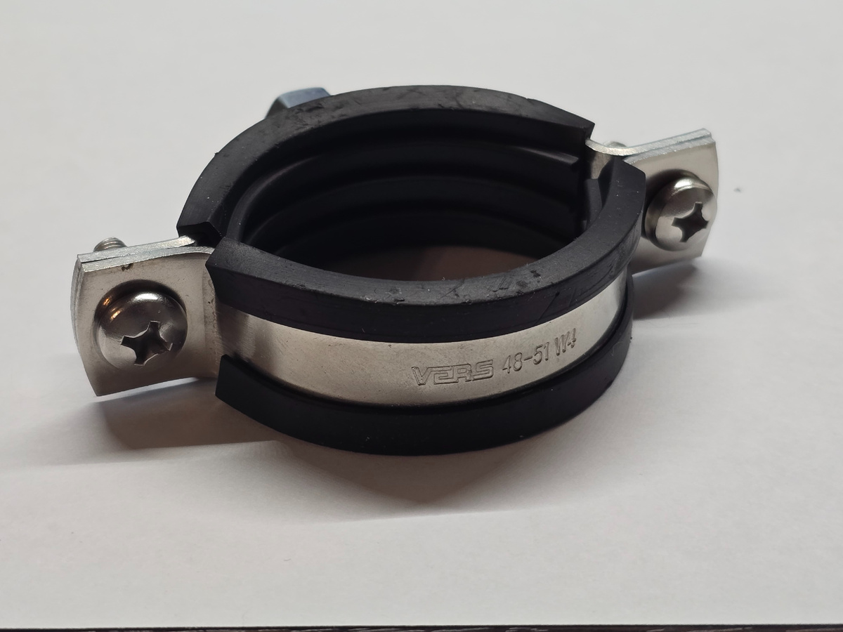 На фото для AISI201 хорошо видно, что внешний вид сохранился — без изменений относительно первоначального состояния.