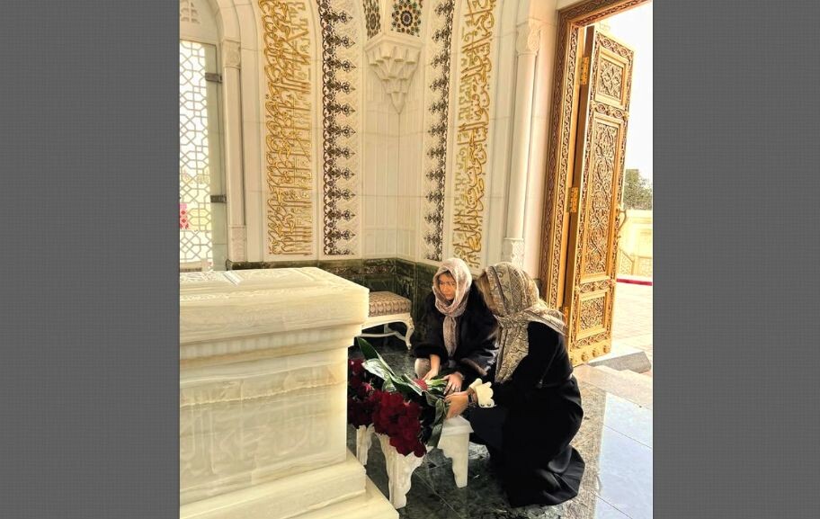 На могиле деда