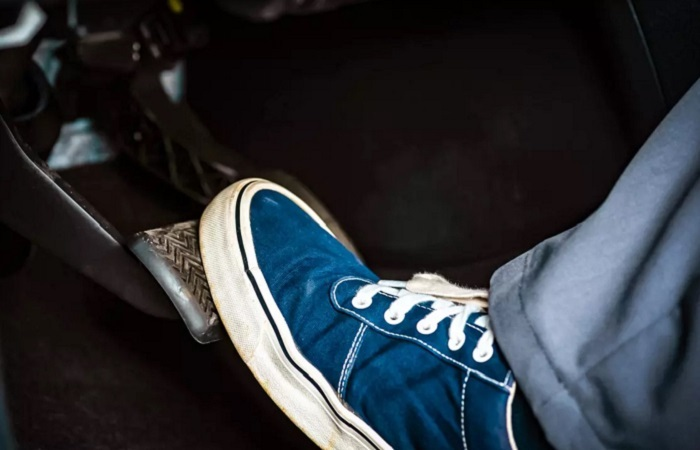 Если отказали тормоза: что делать, чтобы остаться в живых и сберечь авто