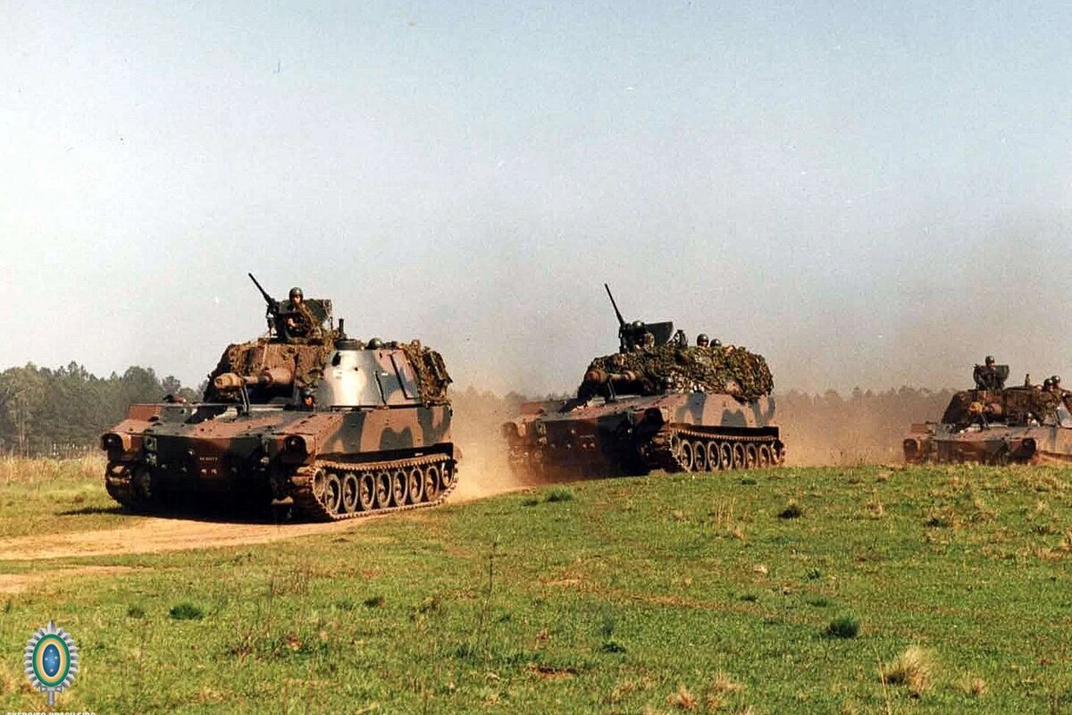 Парагвайская армия впервые в истории примет на вооружение самоходные артиллерийские установки - подарок от Бразилии M108 калибра 105 мм. Фото: МО Бразилии