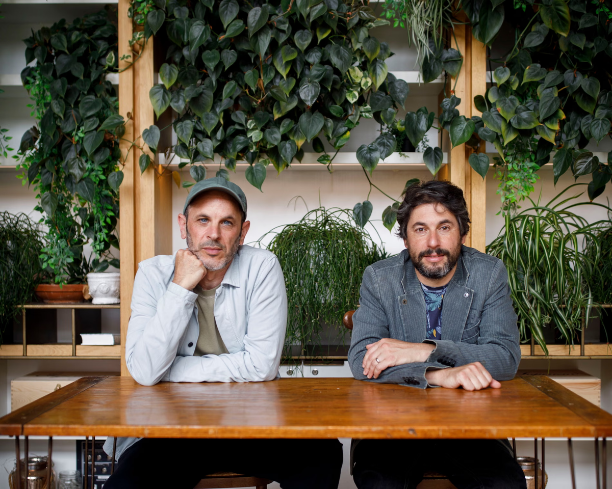 Музыка имеет значение… (Слева) Джош Бреслау и Стив Леви. Фото: Алисия Кантер/The Guardian