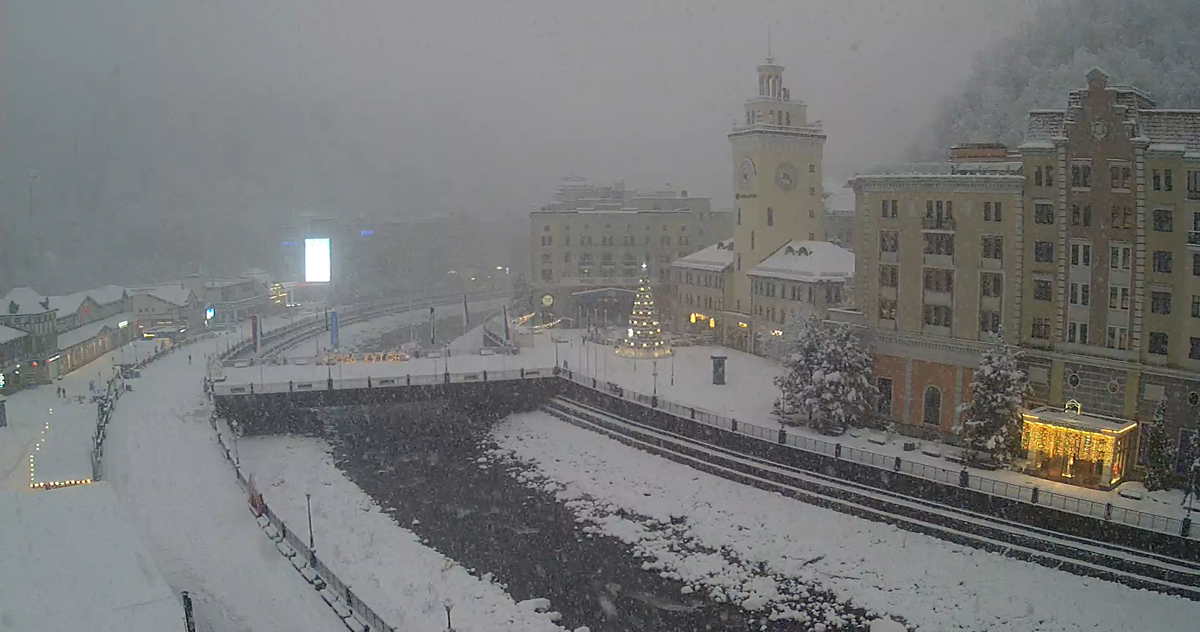 Скриншот веб камеры на Красной Поляне, 26 декабря 2025 года