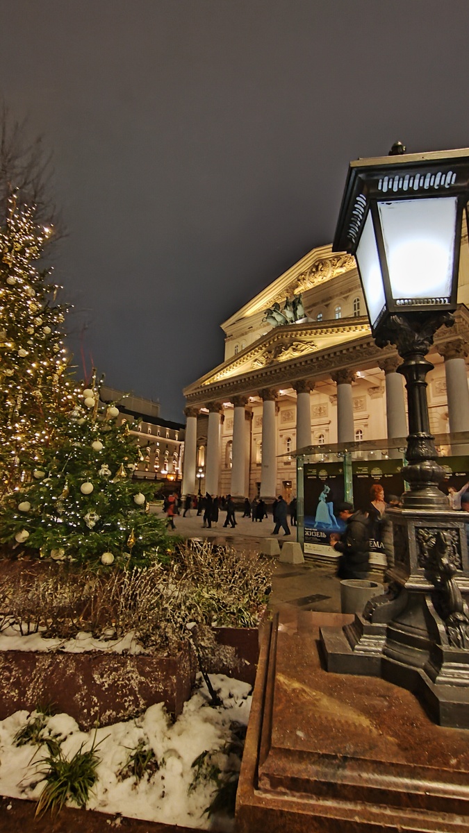 Площадь перед Большим театром 