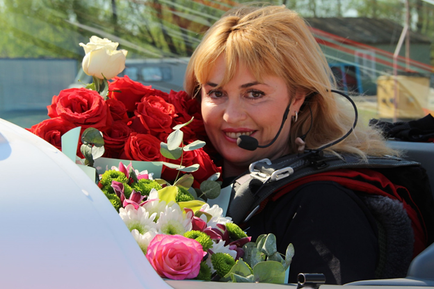 С Днем рождения, самая прекрасная авиаледи России!